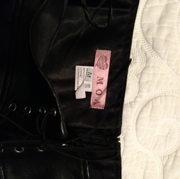 Black Satin Skirt - Picture 4 of 4